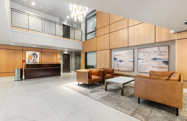 $3,295 | 425 West Beech Street, Unit 613, San Diego, CA 92101