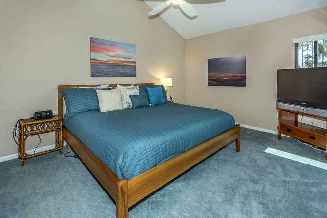 308 River Edge Road Jupiter, FL 33477 - Photo 14 of 45 308 River Edge Rd Jupiter FL-small-015-4