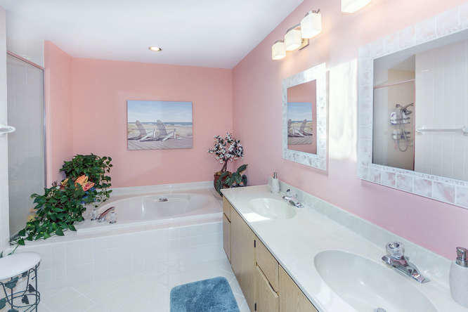 308 River Edge Road Jupiter, FL 33477 - Photo 16 of 45 308 River Edge Rd Jupiter FL-small-018-3