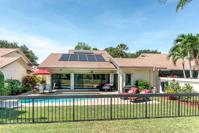308 River Edge Road Jupiter, FL 33477 - Photo 32 of 45 308 River Edge Rd Jupiter FL-small-035-4