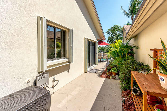 308 River Edge Road Jupiter, FL 33477 - Photo 34 of 45 308 River Edge Rd Jupiter FL-small-038-1