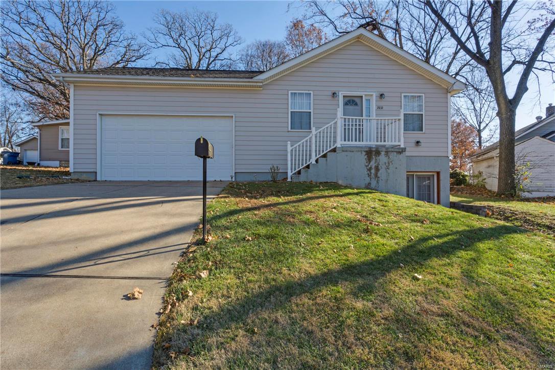 2832 Ridgeway Avenue St. Louis, MO 63114 - Photo 1 of 20 Gallery Image 1