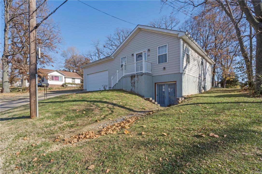 2832 Ridgeway Avenue St. Louis, MO 63114 - Photo 2 of 20 Gallery Image 2