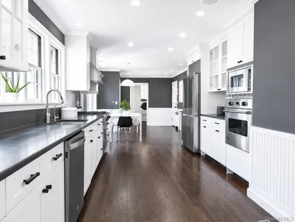 $2,795,000 | 124 Lincoln Avenue, Purchase, NY 10577