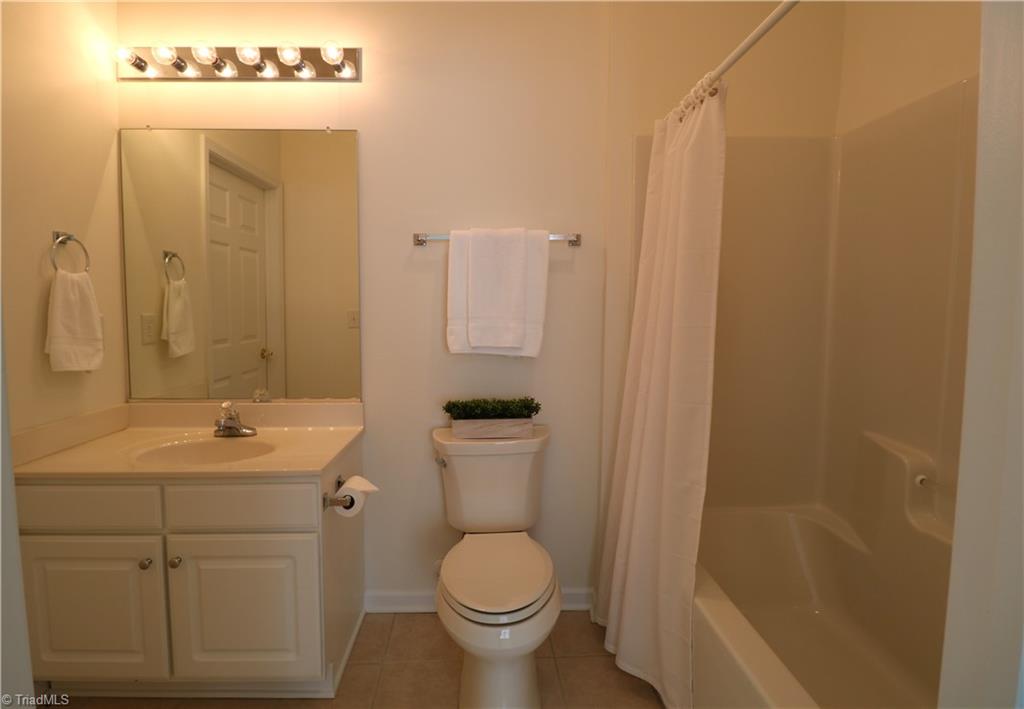 6901 Hanesbrook Circle, Unit 104 Clemmons, NC 27012 - Photo 16 of 18