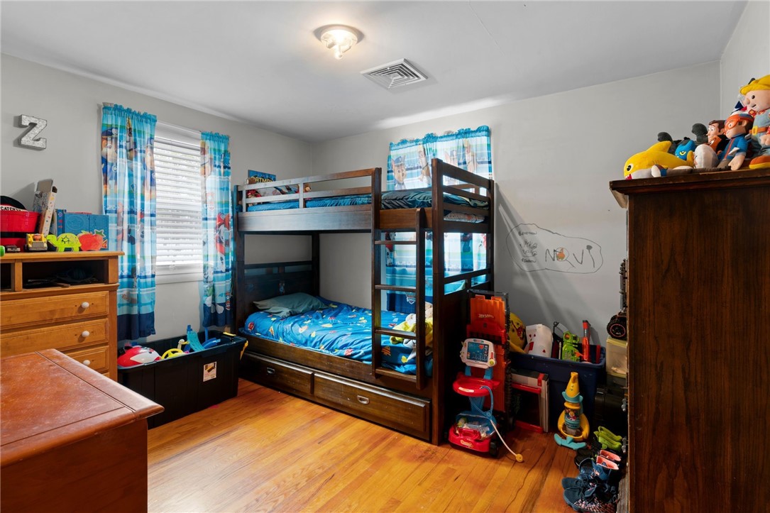 434 Arnold Road Coventry, RI 02816 - Photo 13 of 24