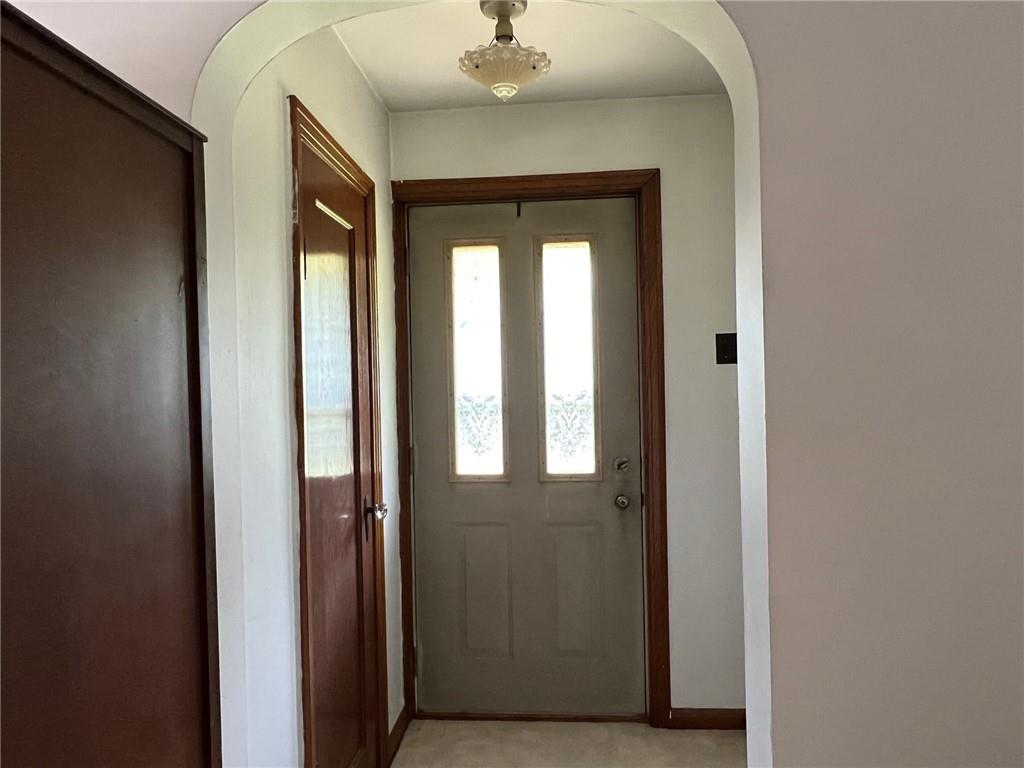 4126 Matthews Road Edinburg, PA 16116 - Photo 4 of 16 Gallery Image 4