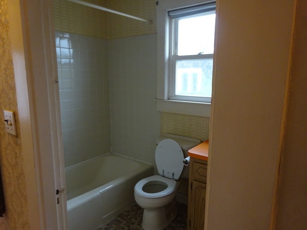 20 Rockview Road Hull, MA 02045 - Photo 12 of 17