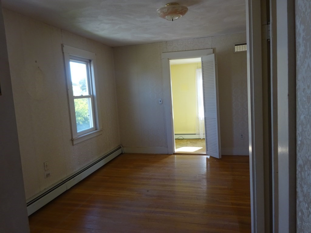 20 Rockview Road Hull, MA 02045 - Photo 7 of 17