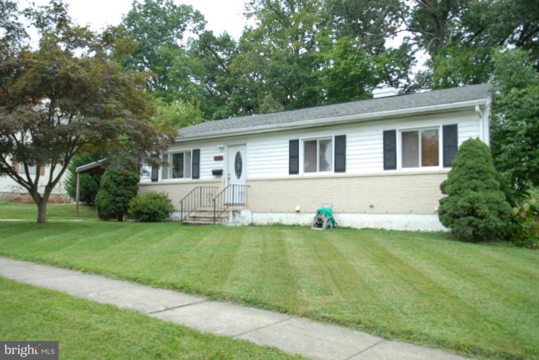 1326 Westburn Road Baltimore, MD 21228 - Photo 2 of 18 Exterior (Front)
