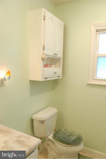 1326 Westburn Road Baltimore, MD 21228 - Photo 10 of 18 Bath