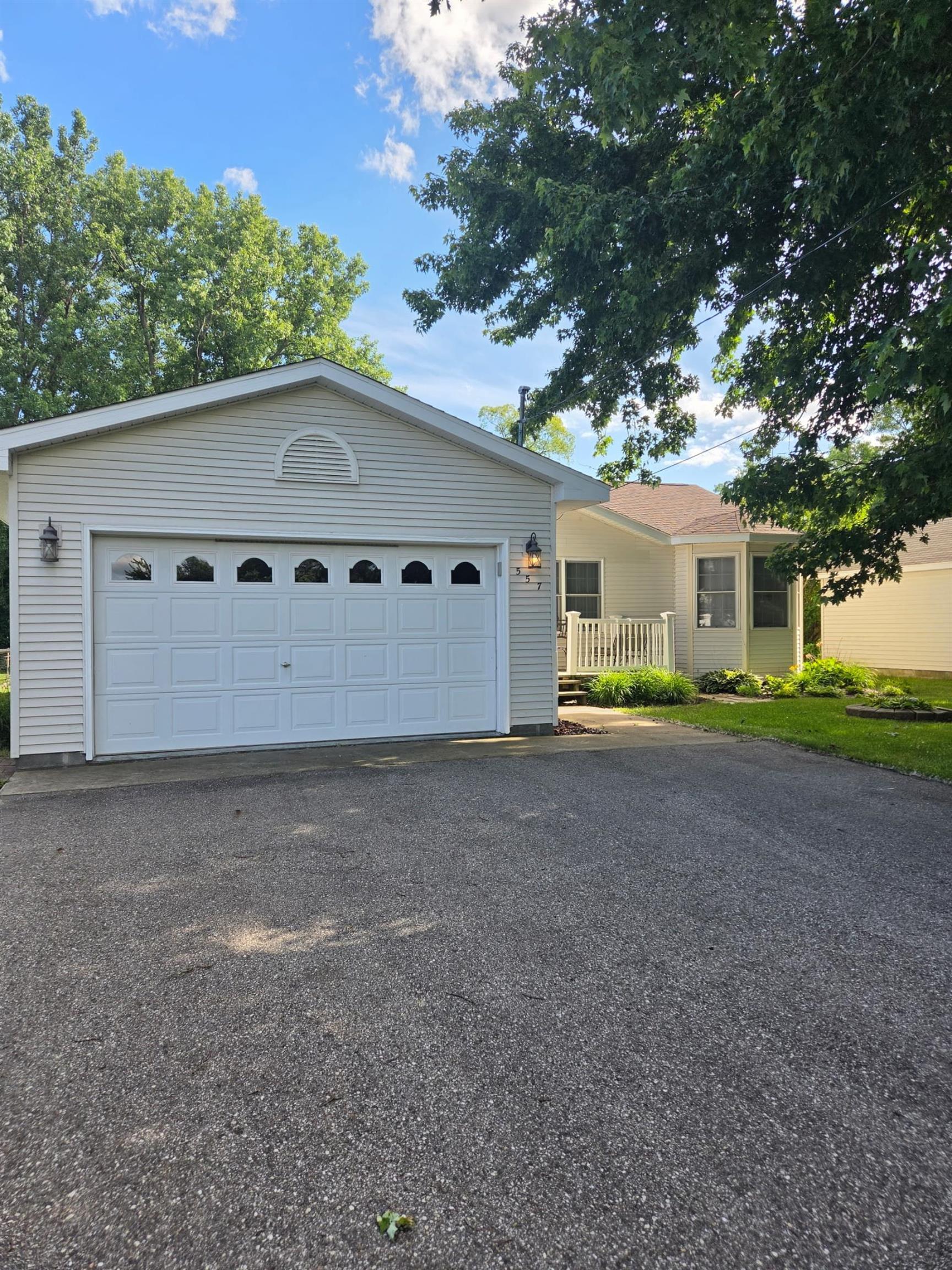 557 Townline Road Tawas City, MI 48763 - Photo 2 of 39 1947328-0b1210c3-4647-43f1-b7ae-a666a1d36986.JPG