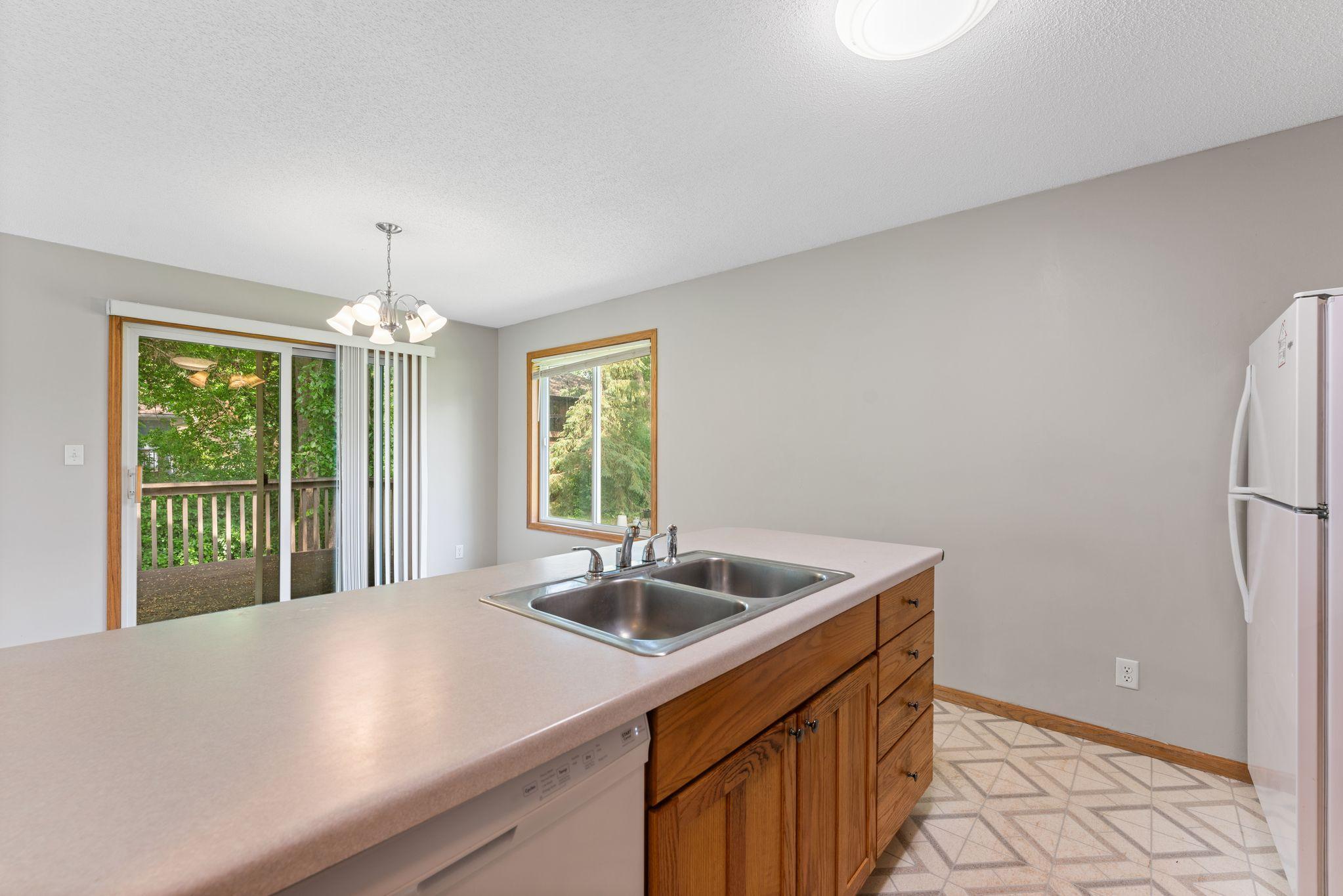 1380 Silver Lake Road Northwest New Brighton, MN 55112 - Photo 10 of 27