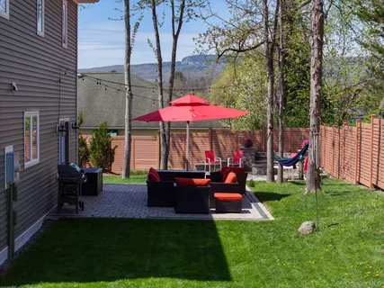 a view of an outdoor space with seating area