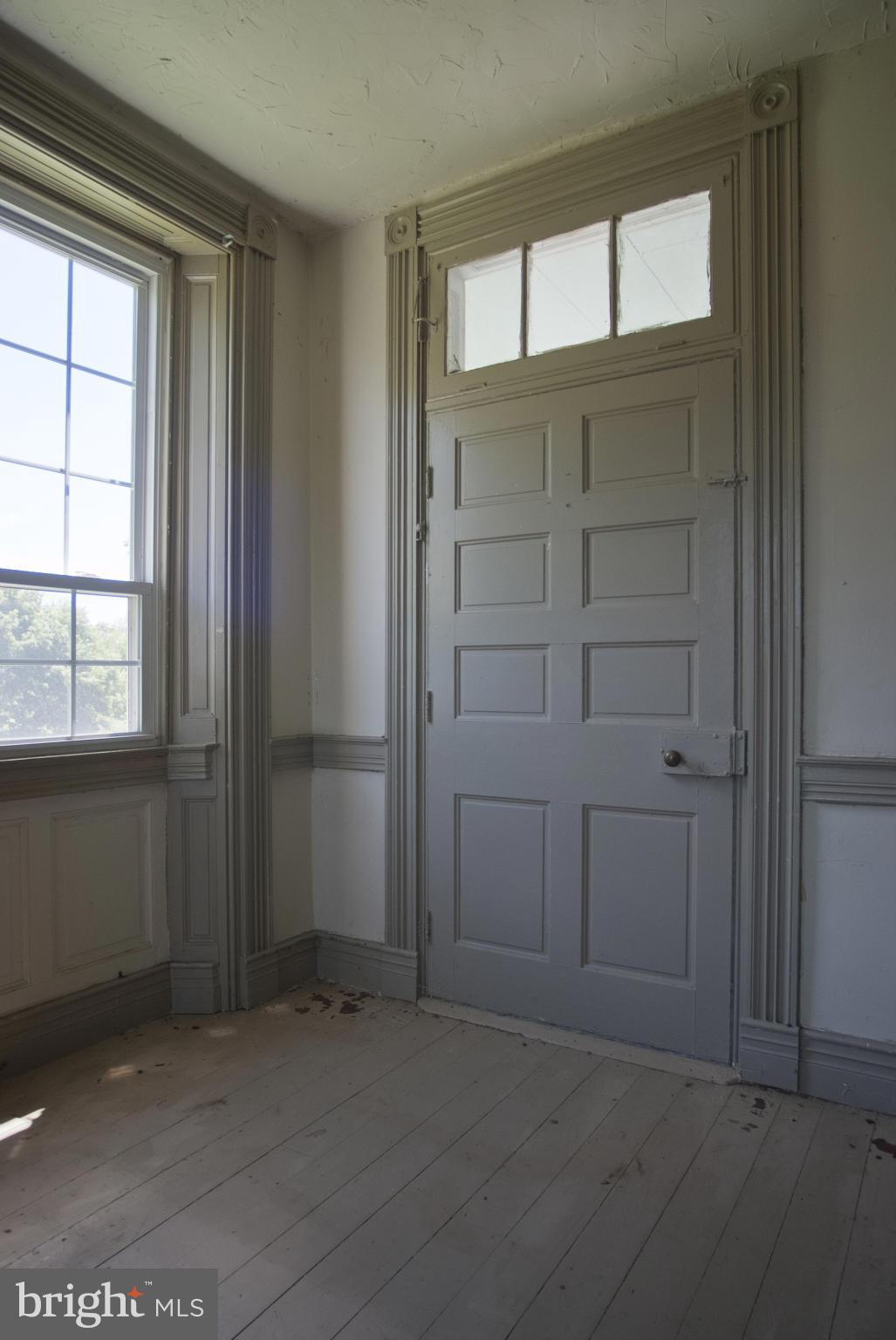12715 St Paul Road Clear Spring, MD 21722 - Photo 6 of 16 Interior (General)