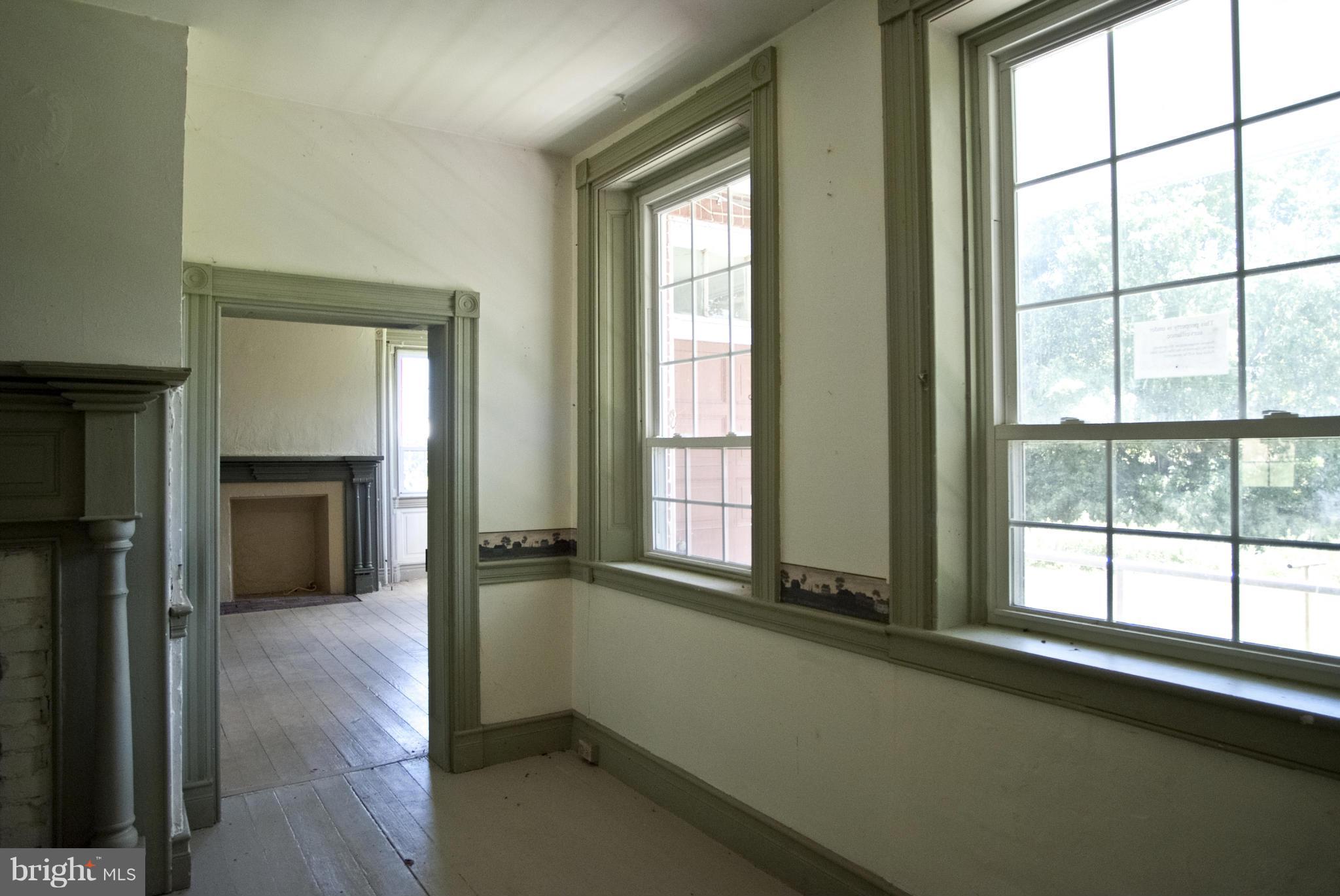 12715 St Paul Road Clear Spring, MD 21722 - Photo 8 of 16 Interior (General)