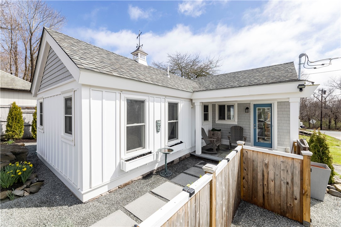 173 East Shore Road Jamestown, RI 02835 - Photo 6 of 32