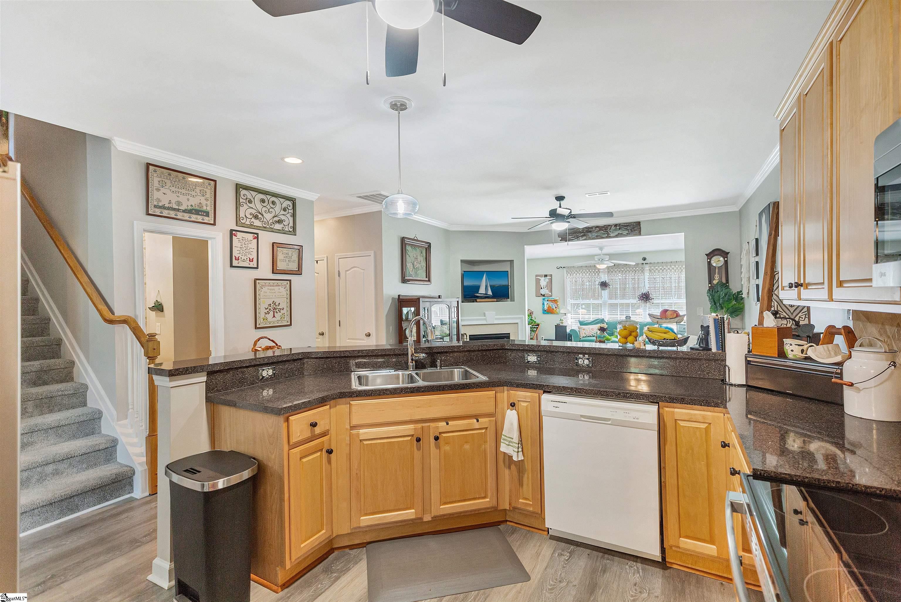 118 Shipyard Circle Anderson, SC 29621 - Photo 6 of 28 Gallery Image 6