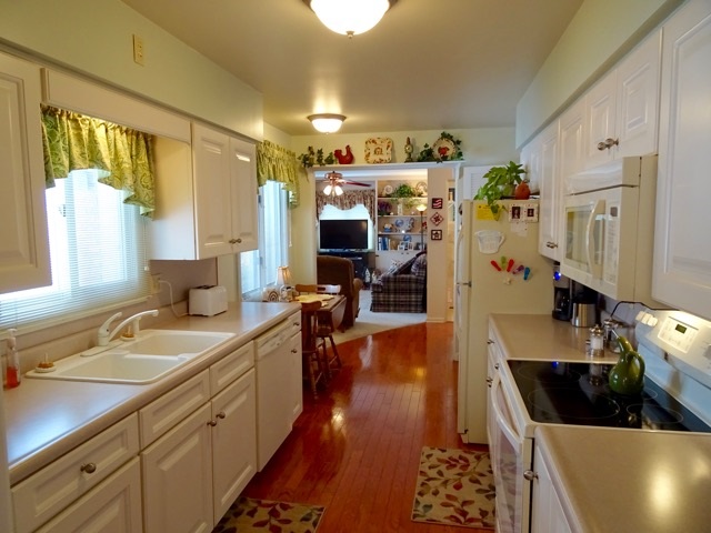 1402 North Briar Road Muncie, IN 47304 - Photo 5 of 36