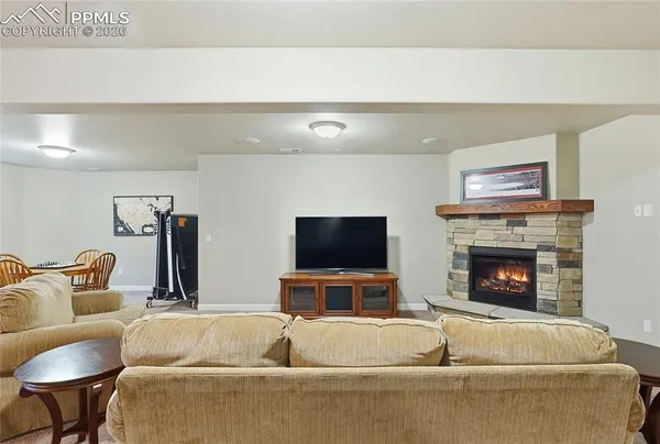 $1,150,000 | 16044 Pole Pine Point, Colorado Springs, CO 80908