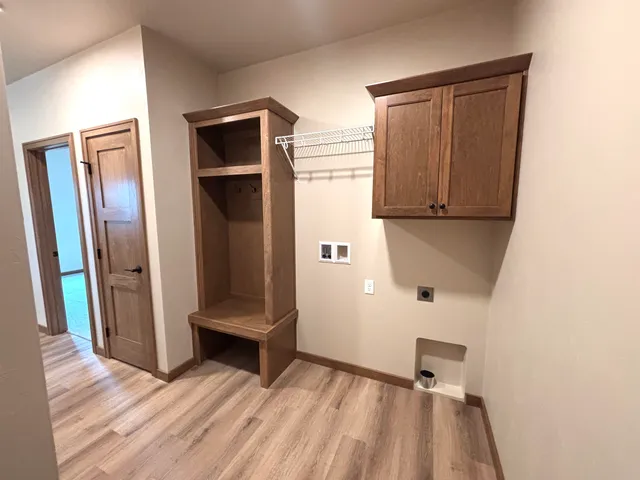 $434,900 | W6527 Breezy Way, Appleton, WI 54915