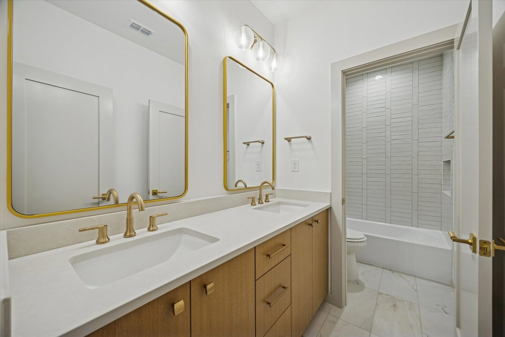 1622 Candlelight Lane Houston, TX 77018 - Photo 32 of 40