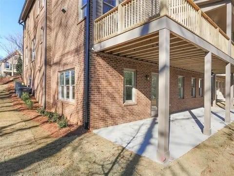 108 Walden Square Way Decatur, GA 30030 - Photo 36 of 38