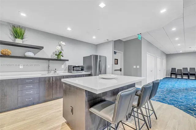 $850,000 | 90 Edgewater Drive, Unit 624, Coral Gables, FL 33133