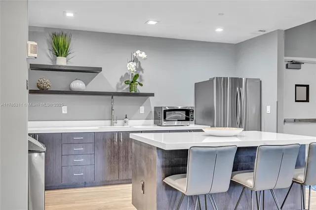 $850,000 | 90 Edgewater Drive, Unit 624, Coral Gables, FL 33133