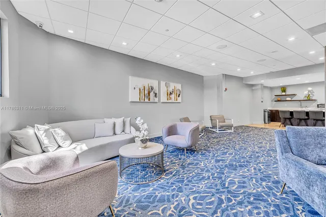 $850,000 | 90 Edgewater Drive, Unit 624, Coral Gables, FL 33133