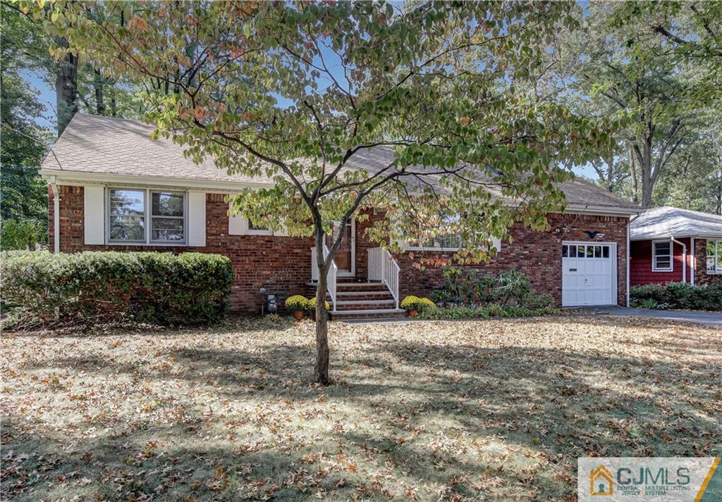 27 North Hill Road Colonia, NJ 07067 - Photo 3 of 24 Gallery Image 3
