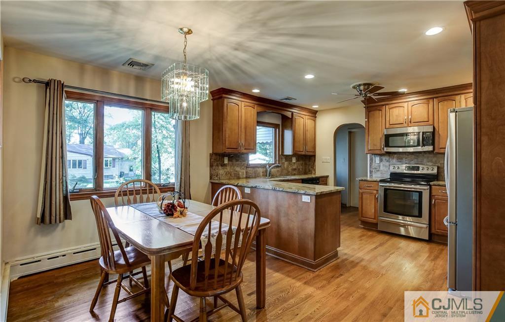 27 North Hill Road Colonia, NJ 07067 - Photo 10 of 24 Gallery Image 10