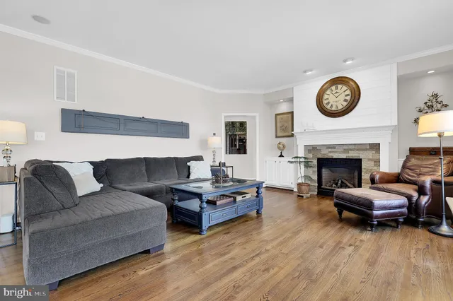 $999,000 | 3723 Big Woods Road, Ijamsville, MD 21754