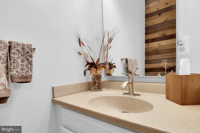 $999,000 | 3723 Big Woods Road, Ijamsville, MD 21754