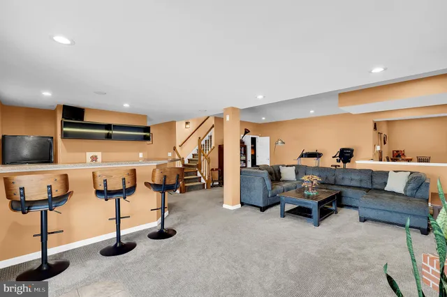 $999,000 | 3723 Big Woods Road, Ijamsville, MD 21754