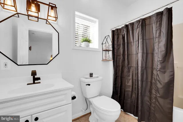 $999,000 | 3723 Big Woods Road, Ijamsville, MD 21754