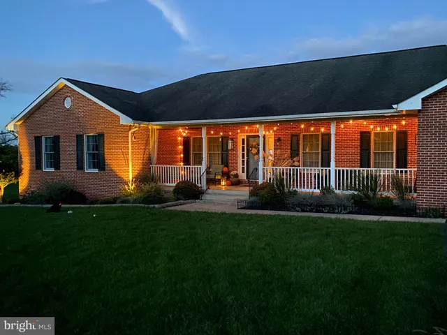 $999,000 | 3723 Big Woods Road, Ijamsville, MD 21754