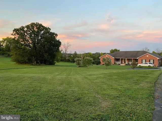 $999,000 | 3723 Big Woods Road, Ijamsville, MD 21754