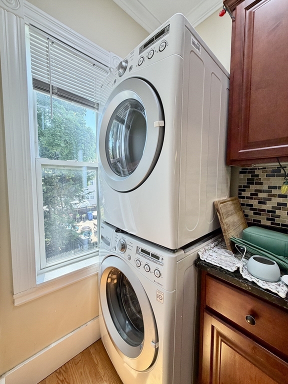 7 Fuller Street, Unit 7 Waltham, MA 02453 - Photo 4 of 11