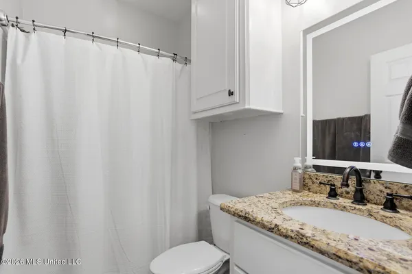 $390,000 | 202 Belle Oak Drive, Brandon, MS 39042