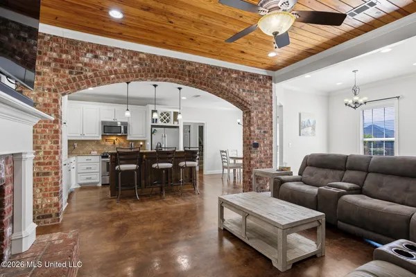 $390,000 | 202 Belle Oak Drive, Brandon, MS 39042