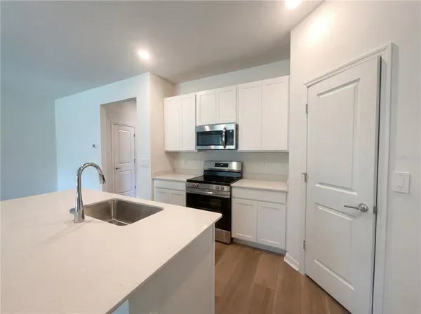 $305,000 | 8281 Southwest 196th Ct Road, Dunnellon, FL 34432