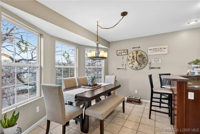 $389,900 | 114 Watkins Road, Camdenton, MO 65020