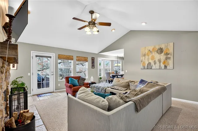 $389,900 | 114 Watkins Road, Camdenton, MO 65020