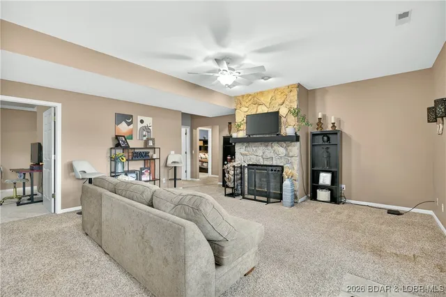 $389,900 | 114 Watkins Road, Camdenton, MO 65020