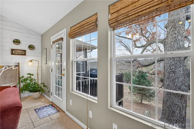 $389,900 | 114 Watkins Road, Camdenton, MO 65020