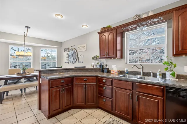 $389,900 | 114 Watkins Road, Camdenton, MO 65020