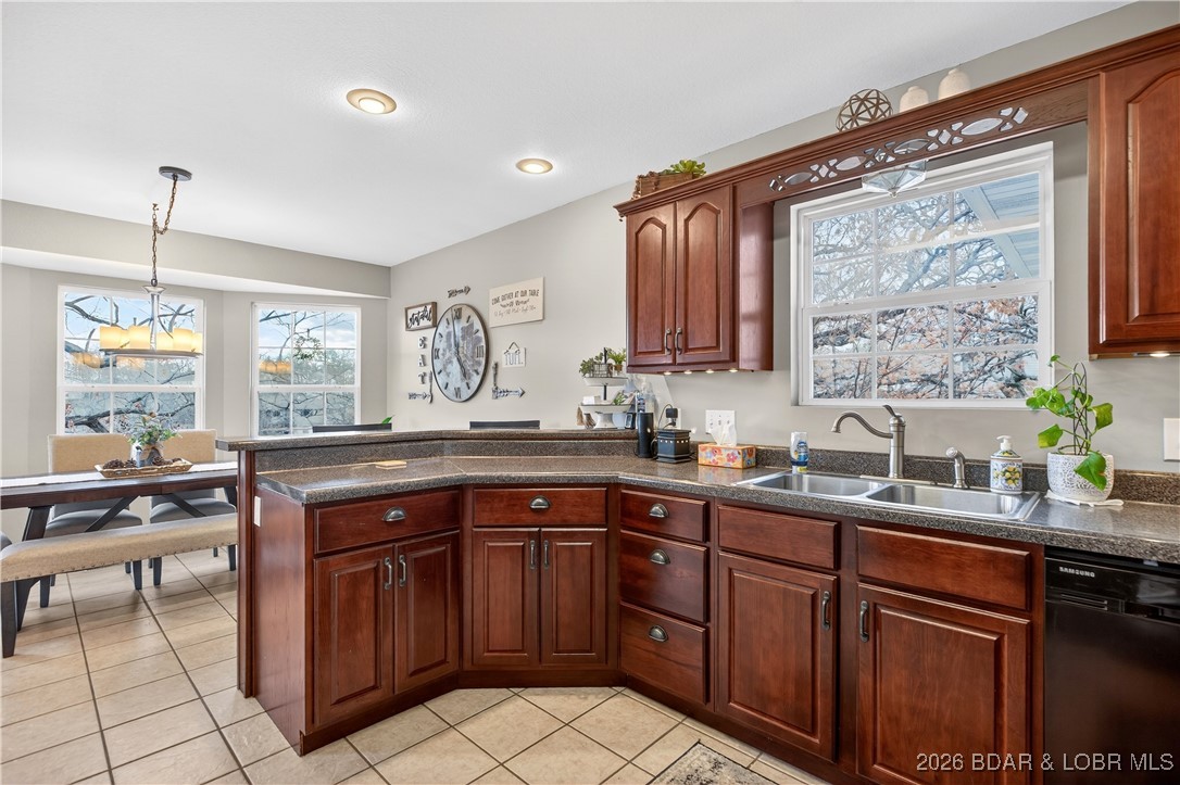 114 Watkins Road Camdenton, MO 65020 - Photo 10 of 45 Kitchen