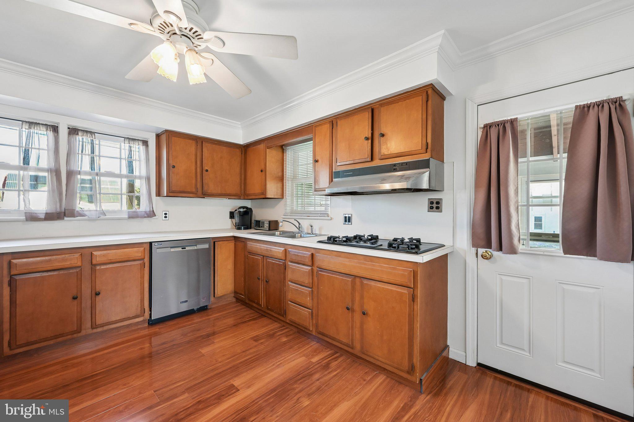 28 Pancoast Boulevard Delran, NJ 08075 - Photo 13 of 26