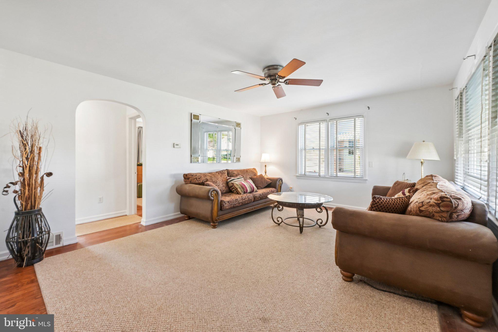 28 Pancoast Boulevard Delran, NJ 08075 - Photo 3 of 26